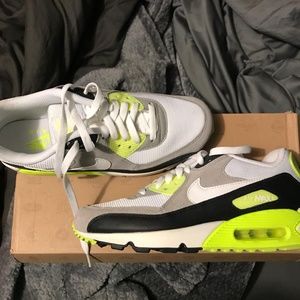 Mens size 7 nike air max 90's